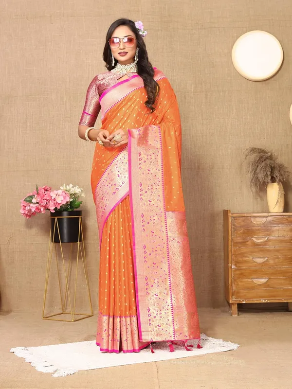 Women_Lichi_Silk_Kanjivaram_Saree_With_Blouse_Piece