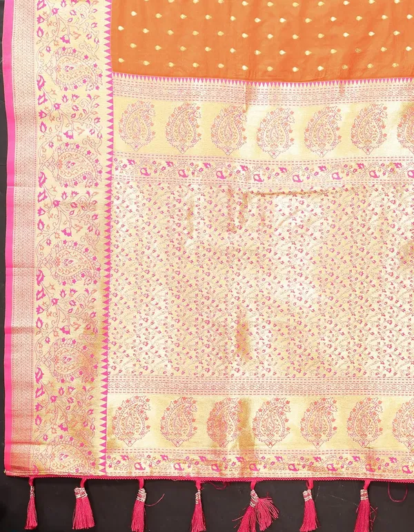 Women_Lichi_Silk_Kanjivaram_Saree_With_Blouse_Piece