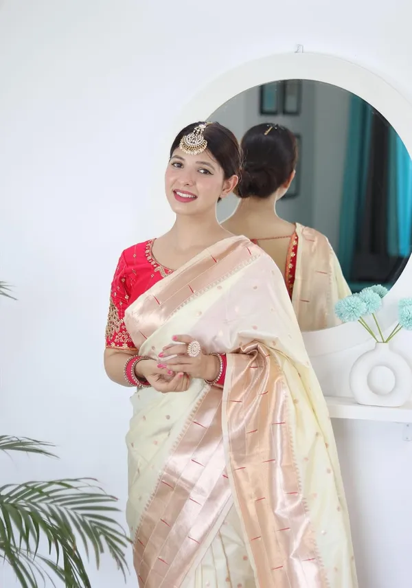 Women_Lichi_Silk_Kanjivaram_Saree_With_Blouse_Piece