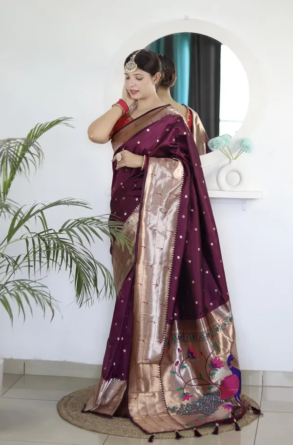 Women_Lichi_Silk_Kanjivaram_Saree_With_Blouse_Piece