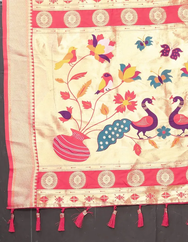 Women_Paithani_Lichi_Silk_Kanjivaram_Saree_With_Unstitched_Blouse_Piece