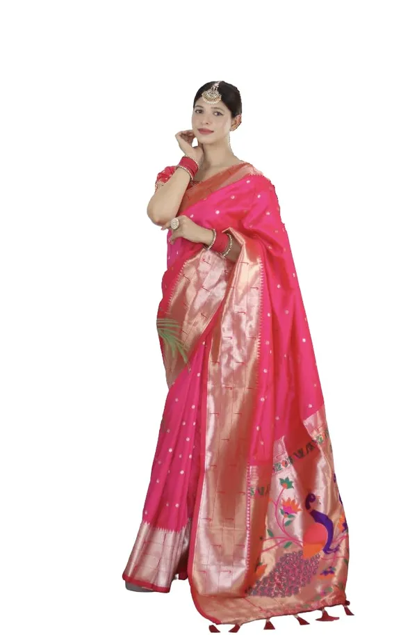 Women_Paithani_Lichi_Silk_Kanjivaram_Saree_With_Blouse_Piece