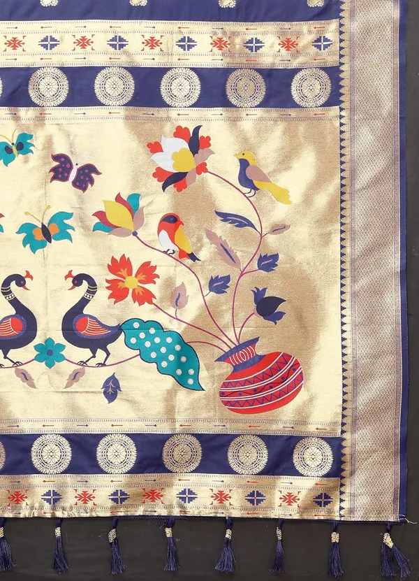 Women_Lichi_Silk_Kanjivaram_Saree_With_Unstitched_Blouse_Piece