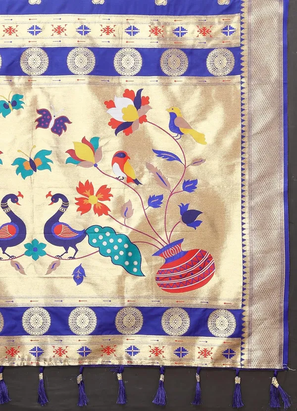 Women_Lichi_Silk_Kanjivaram_Saree_With_Blouse_Piece