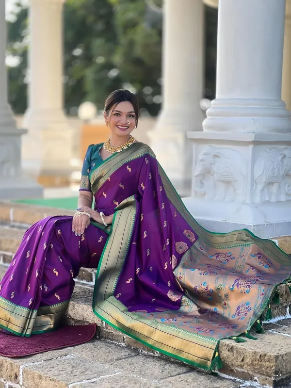 Women_Lichi_Silk_Kanjivaram_Saree_With_Blouse_Piece