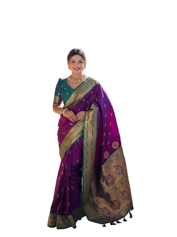 Women_Lichi_Silk_Kanjivaram_Saree_With_Blouse_Piece