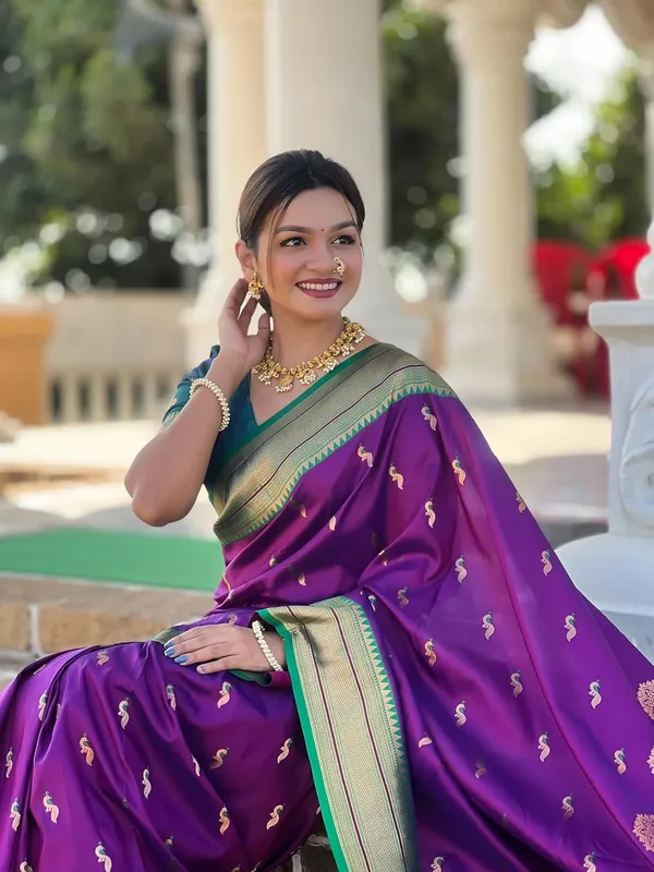 Women_Lichi_Silk_Kanjivaram_Saree_With_Blouse_Piece