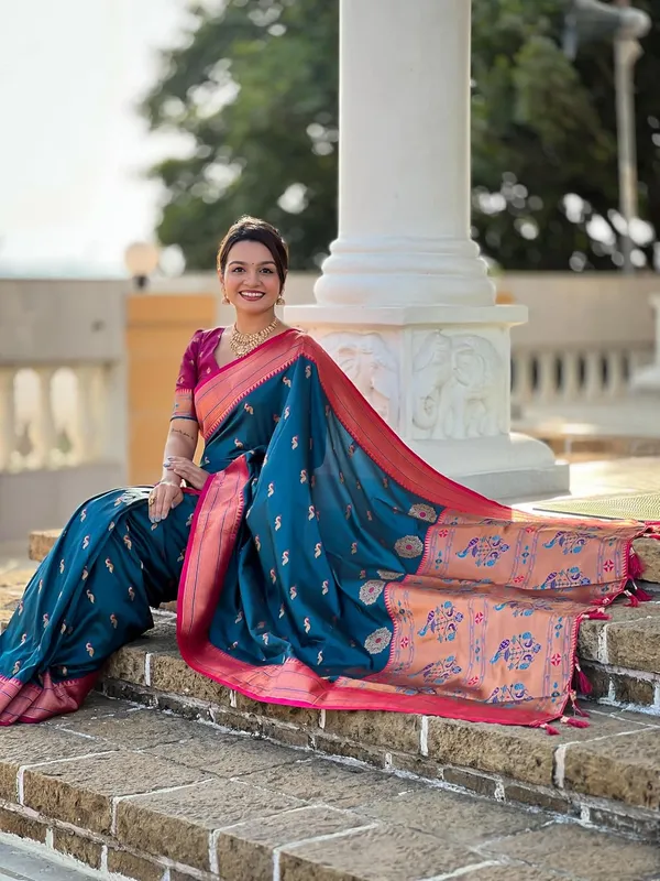 Women_Lichi_Silk_Kanjivaram_Saree_With_Blouse_Piece