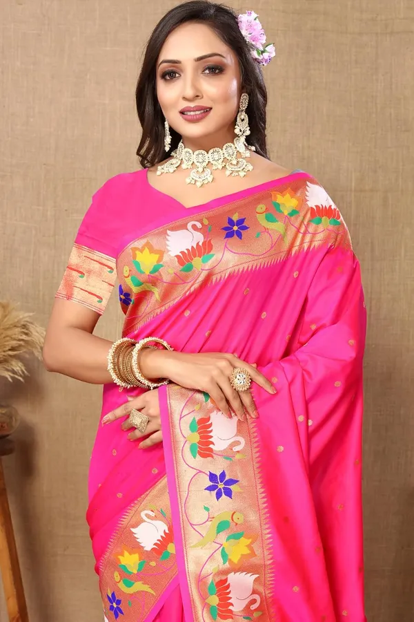 WoMensilk_Paithani_Saree_With_Blouse_Piece
