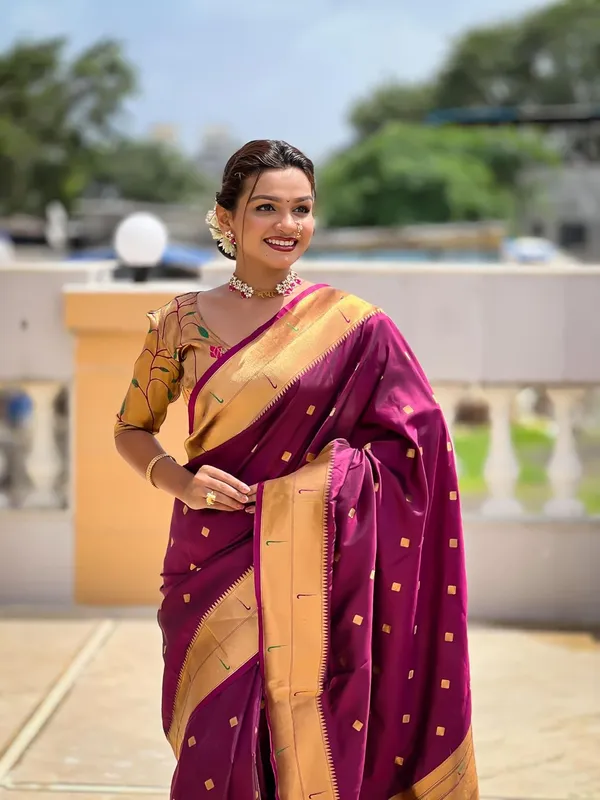 WoMensilk_Blend_Paithani_Saree_With_Unstitched_Blouse_Piece