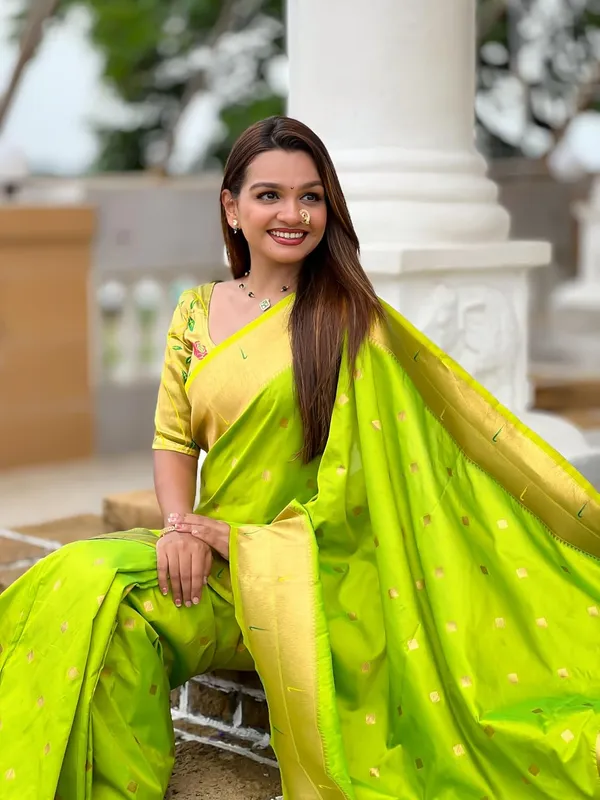 WoMensilk_Blend_Paithani_Saree_With_Unstitched_Blouse_Piece