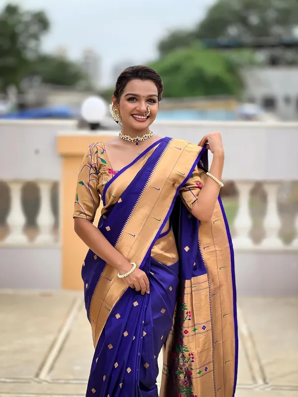 WoMensilk_Blend_Paithani_Saree_With_Unstitched_Blouse_Piece