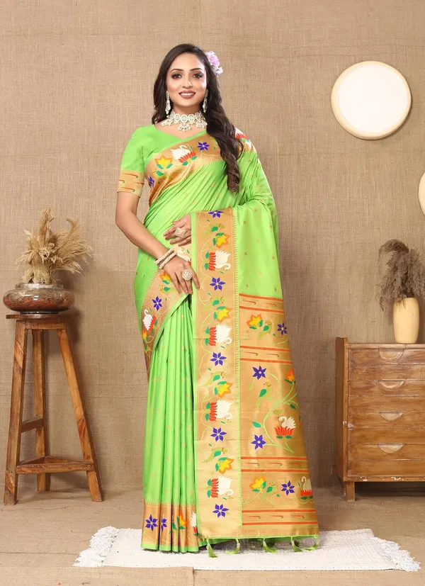 WoMensilk_Paithani_Saree_With_Blouse_Piece