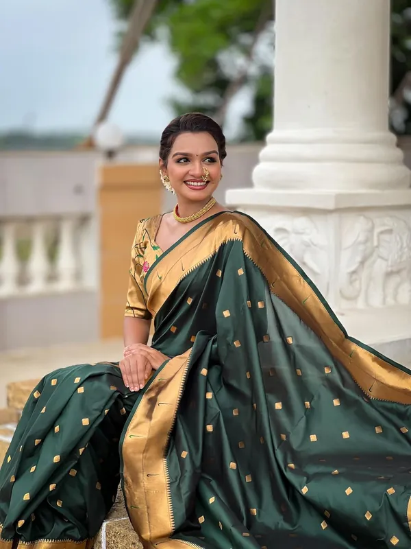 WoMensilk_Blend_Paithani_Saree_With_Unstitched_Blouse_Piece