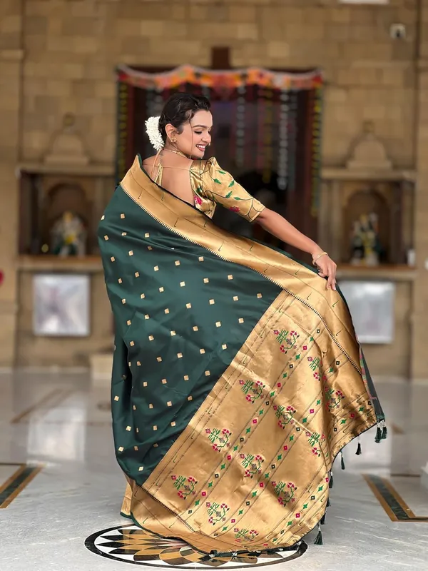 WoMensilk_Blend_Paithani_Saree_With_Unstitched_Blouse_Piece