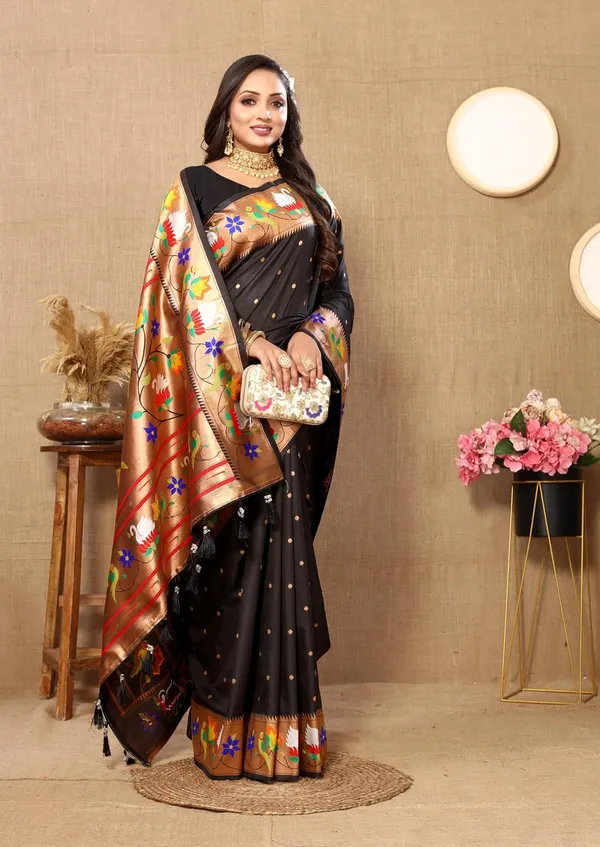 WoMensilk_Paithani_Saree_With_Blouse_Piece