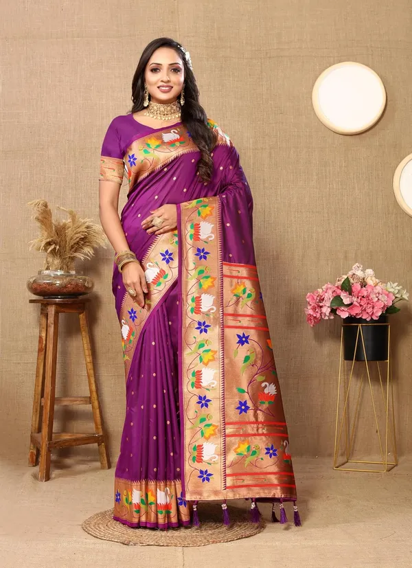 WoMensilk_Paithani_Saree_With_Blouse_Piece
