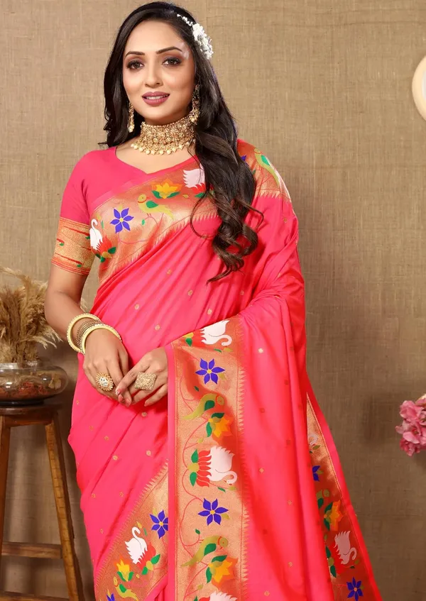 WoMensilk_Paithani_Saree_With_Blouse_Piece