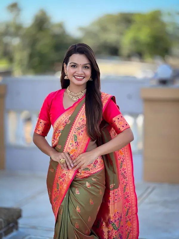 Women_Paithani_Silk_Saree_With_Blouse_Piece