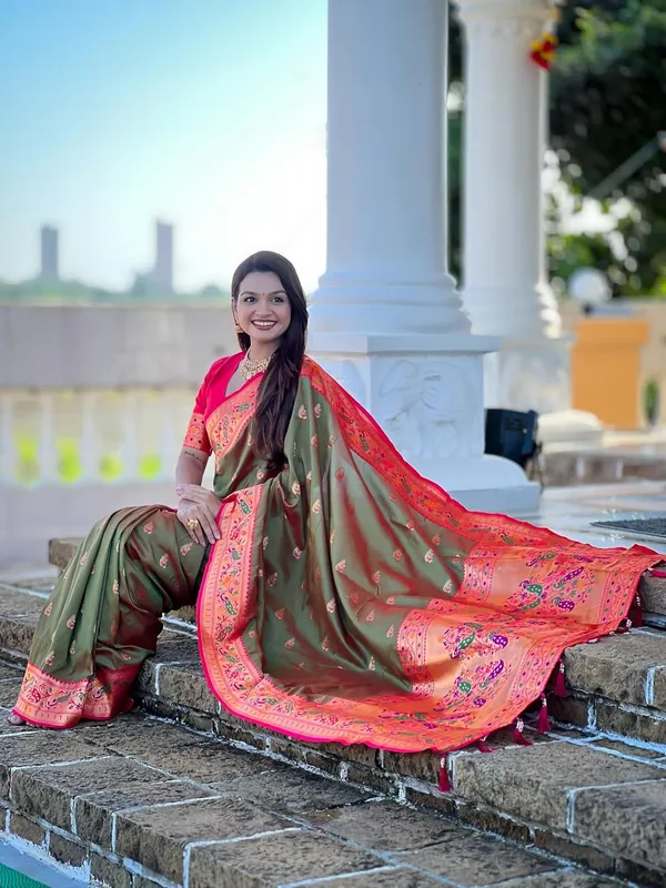 Women_Paithani_Silk_Saree_With_Blouse_Piece
