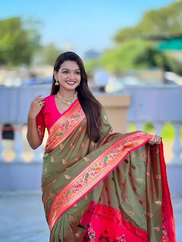 Women_Paithani_Silk_Saree_With_Blouse_Piece