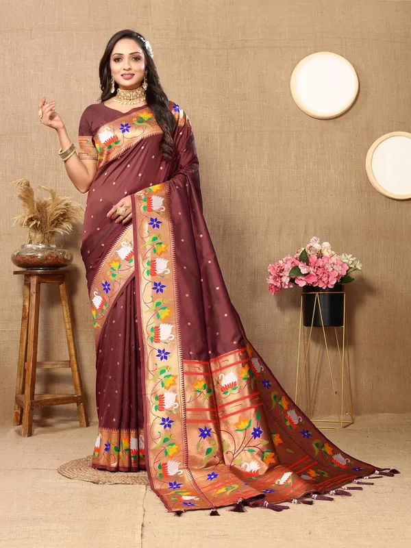 WoMensilk_Paithani_Saree_With_Blouse_Piece