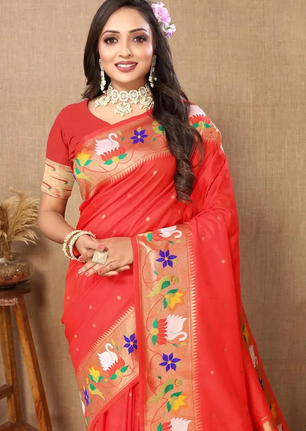 WoMensilk_Paithani_Saree_With_Blouse_Piece