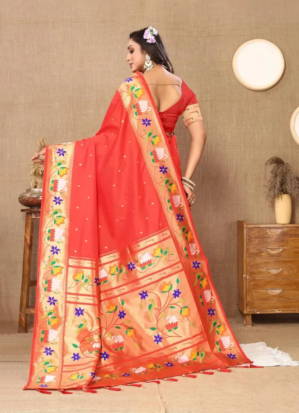 WoMensilk_Paithani_Saree_With_Blouse_Piece