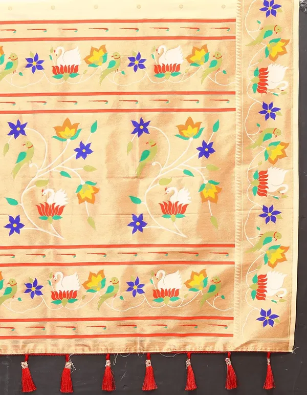 WoMensilk_Paithani_Saree_With_Blouse_Piece