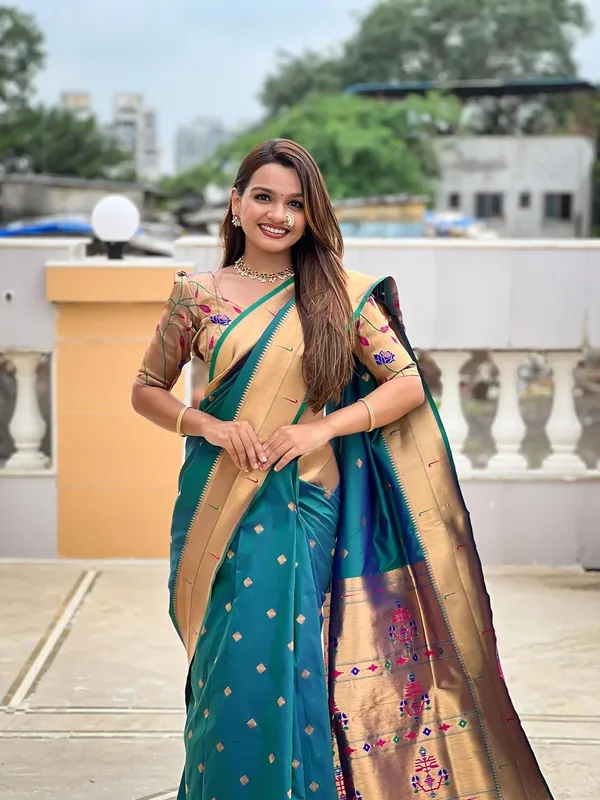 WoMensilk_Blend_Paithani_Saree_With_Unstitched_Blouse_Piece