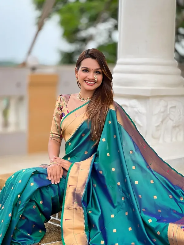 WoMensilk_Blend_Paithani_Saree_With_Unstitched_Blouse_Piece