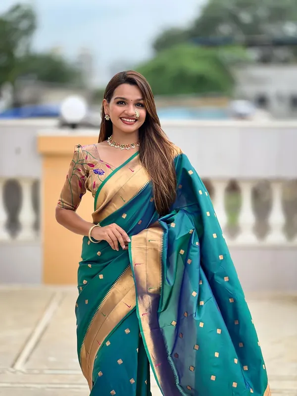 WoMensilk_Blend_Paithani_Saree_With_Unstitched_Blouse_Piece