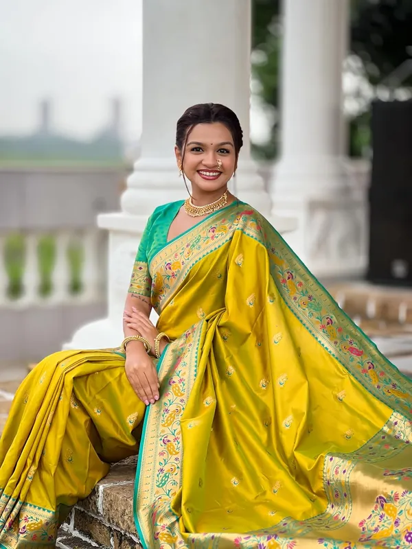 Women_Paithani_Silk_Saree_With_Blouse_Piece