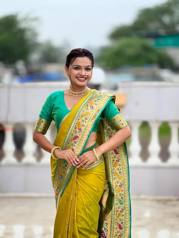 Women_Paithani_Silk_Saree_With_Blouse_Piece