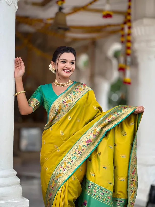 Women_Paithani_Silk_Saree_With_Blouse_Piece