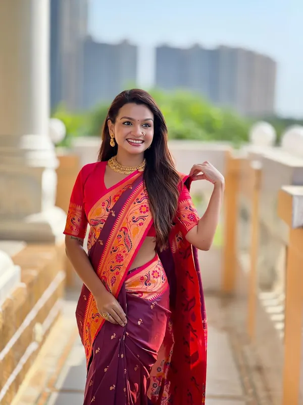 Women_Paithani_Silk_Saree_With_Blouse_Piece