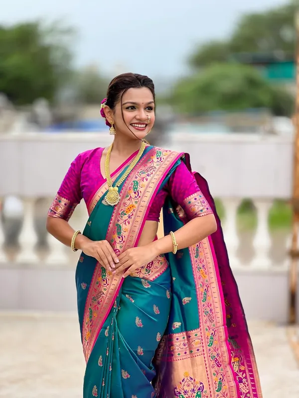 Women_Paithani_Soft_Silk_Saree_With_Unstitched_Blouse_Piece