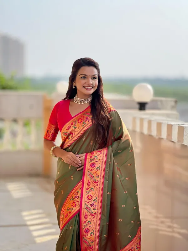 Women_Paithani_Silk_Saree_With_Blouse_Piece