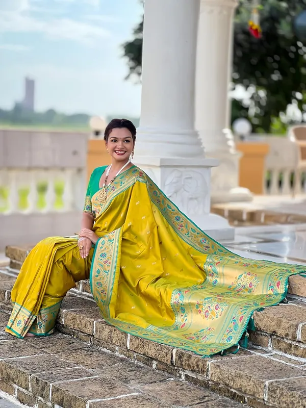 Women_Paithani_Silk_Saree_With_Blouse_Piece