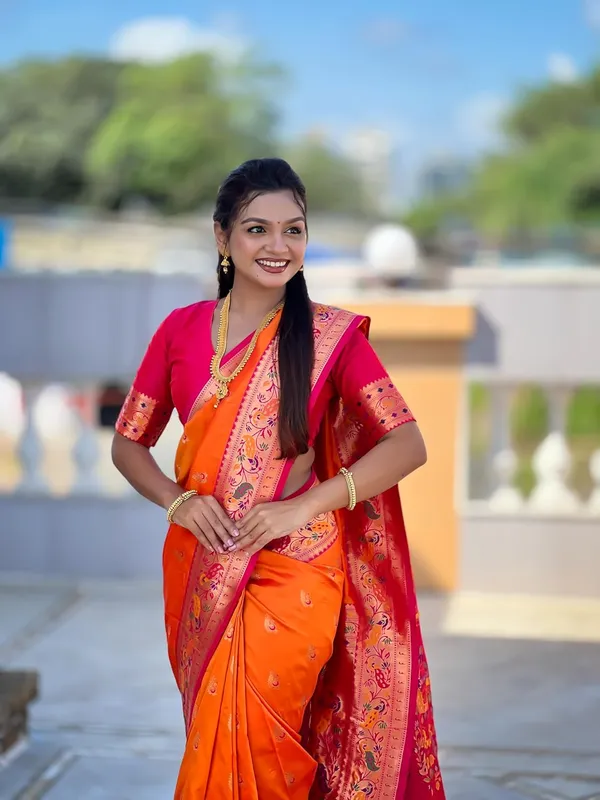 Women_Paithani_Soft_Silk_Saree_With_Unstitched_Blouse_Piece