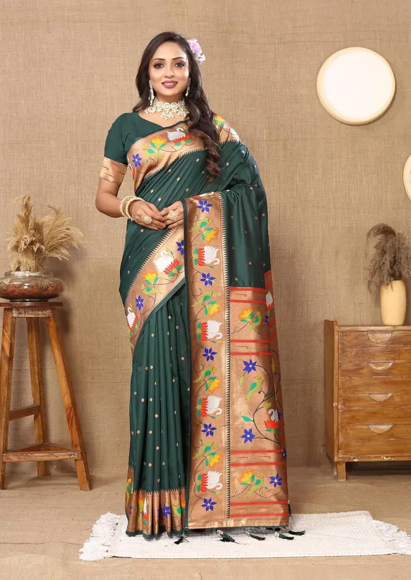 WoMensilk_Paithani_Saree_With_Blouse_Piece