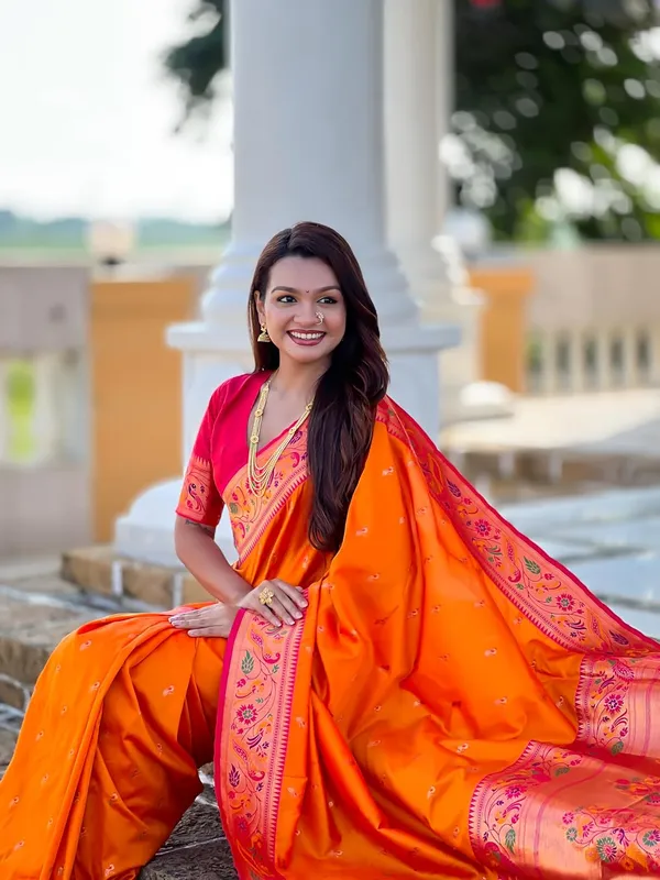 Women_Paithani_Soft_Silk_Saree_With_Unstitched_Blouse_Piece
