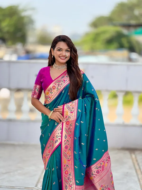 Women_Paithani_Soft_Silk_Saree_With_Unstitched_Blouse_Piece