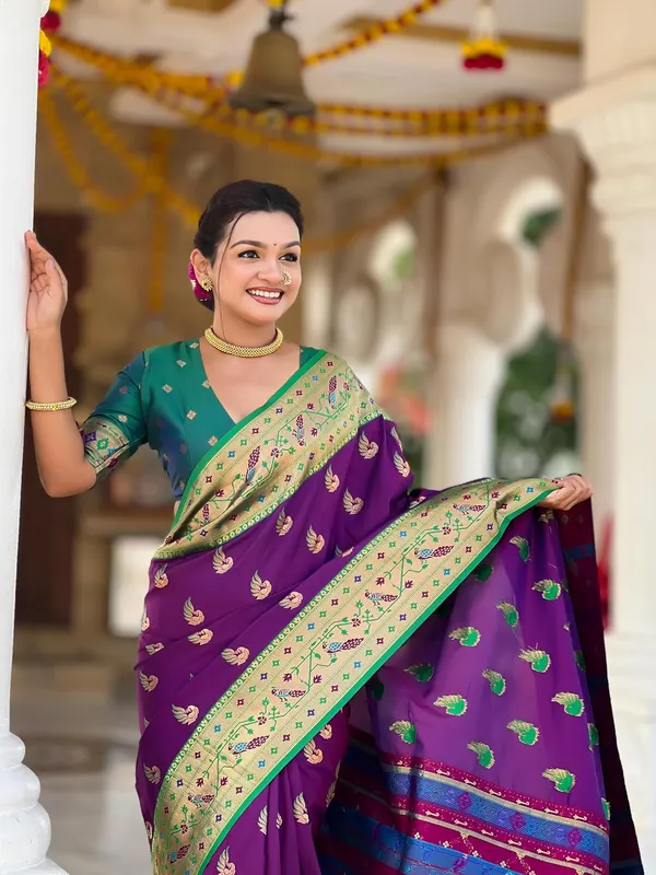 WoMensilk_Paithani_Saree_With_Unstitched_Blouse_Piece