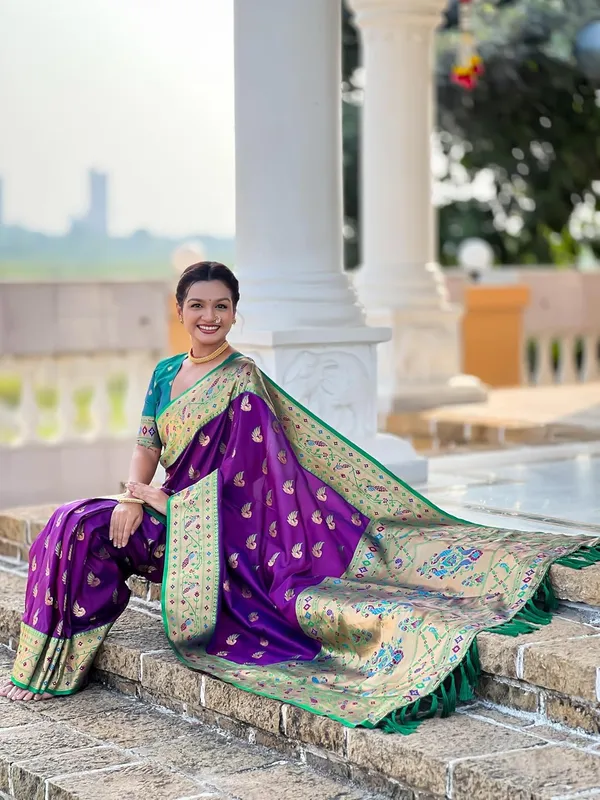 WoMensilk_Paithani_Saree_With_Unstitched_Blouse_Piece