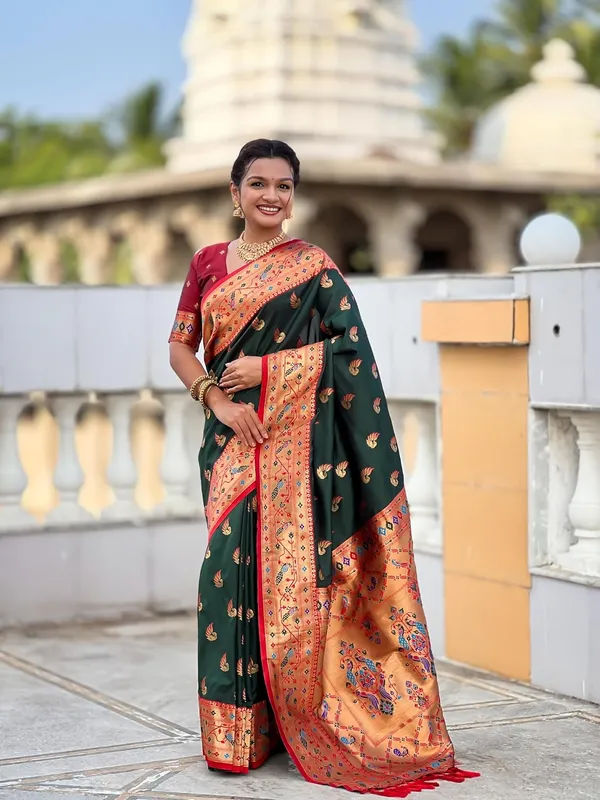 WoMensilk_Paithani_Saree_With_Unstitched_Blouse_Piece