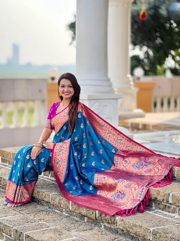 WoMensilk_Paithani_Saree_With_Unstitched_Blouse_Piece