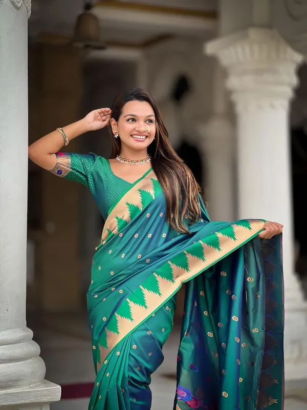 WoMensilk_Blend_Paithani_Saree_With_Unstitched_Blouse_Piece