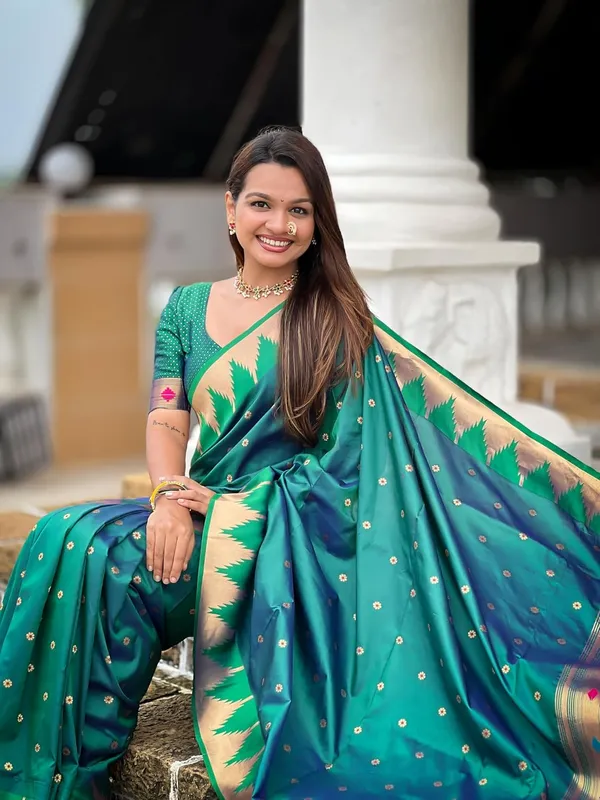 WoMensilk_Blend_Paithani_Saree_With_Unstitched_Blouse_Piece