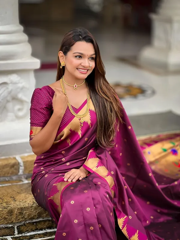 WoMensilk_Blend_Paithani_Saree_With_Unstitched_Blouse_Piece